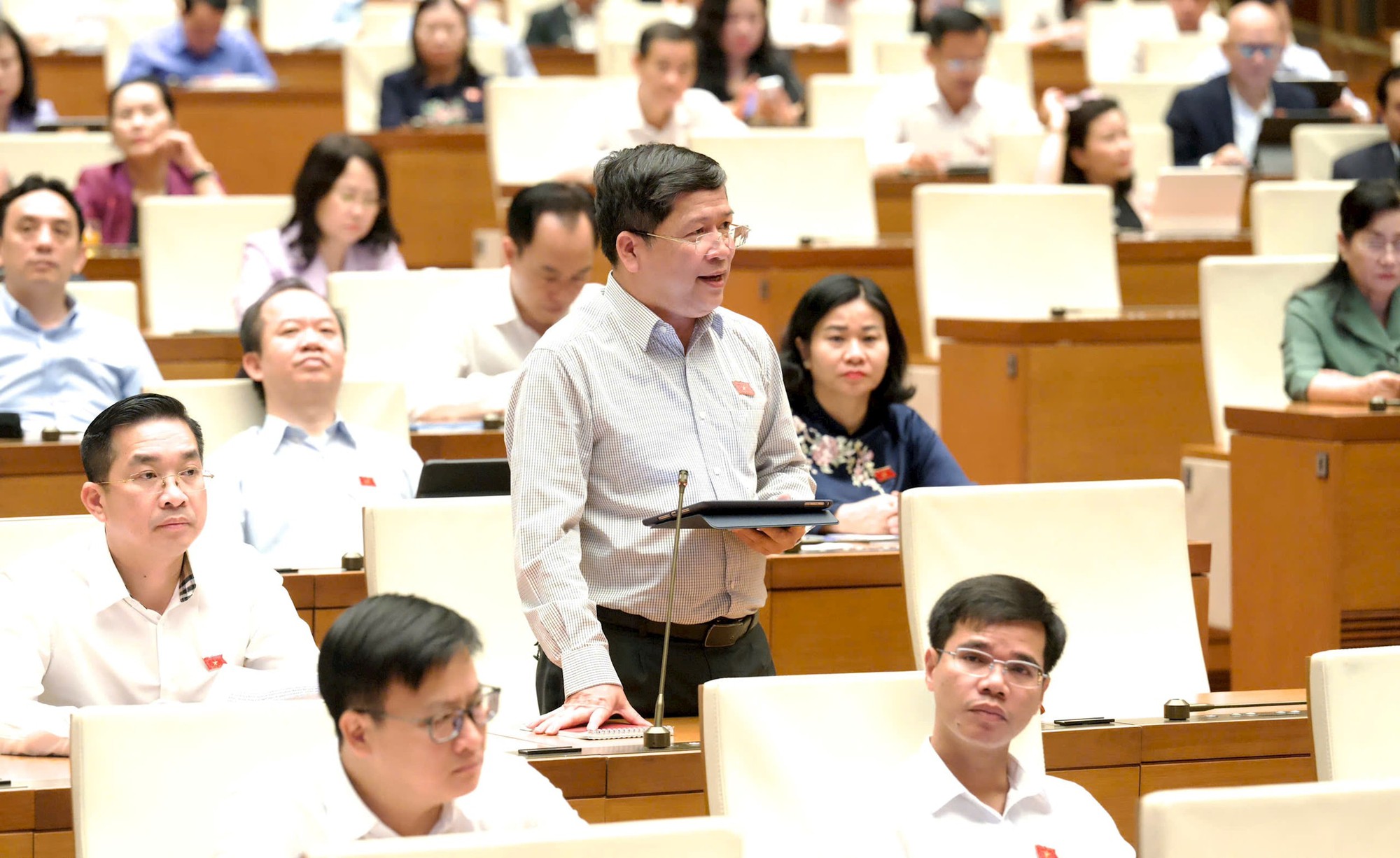 Dự án Luật Thủ đô (sửa đổi) cần được tiếp cận theo hướng giao mục tiêu cho Thủ đô- Ảnh 1.