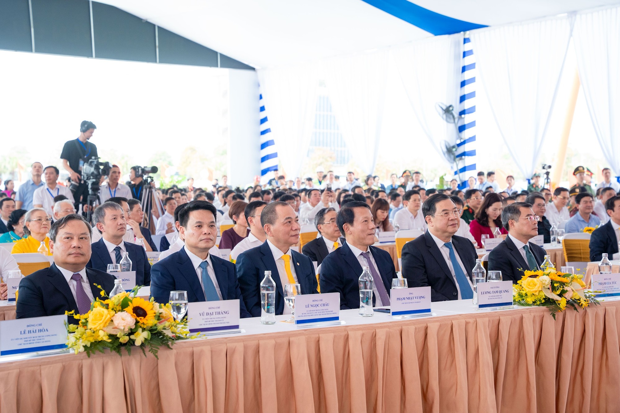 Khởi công dự án tuyến đường sắt tốc độ cao Hà Nội - Quảng Ninh- Ảnh 1.