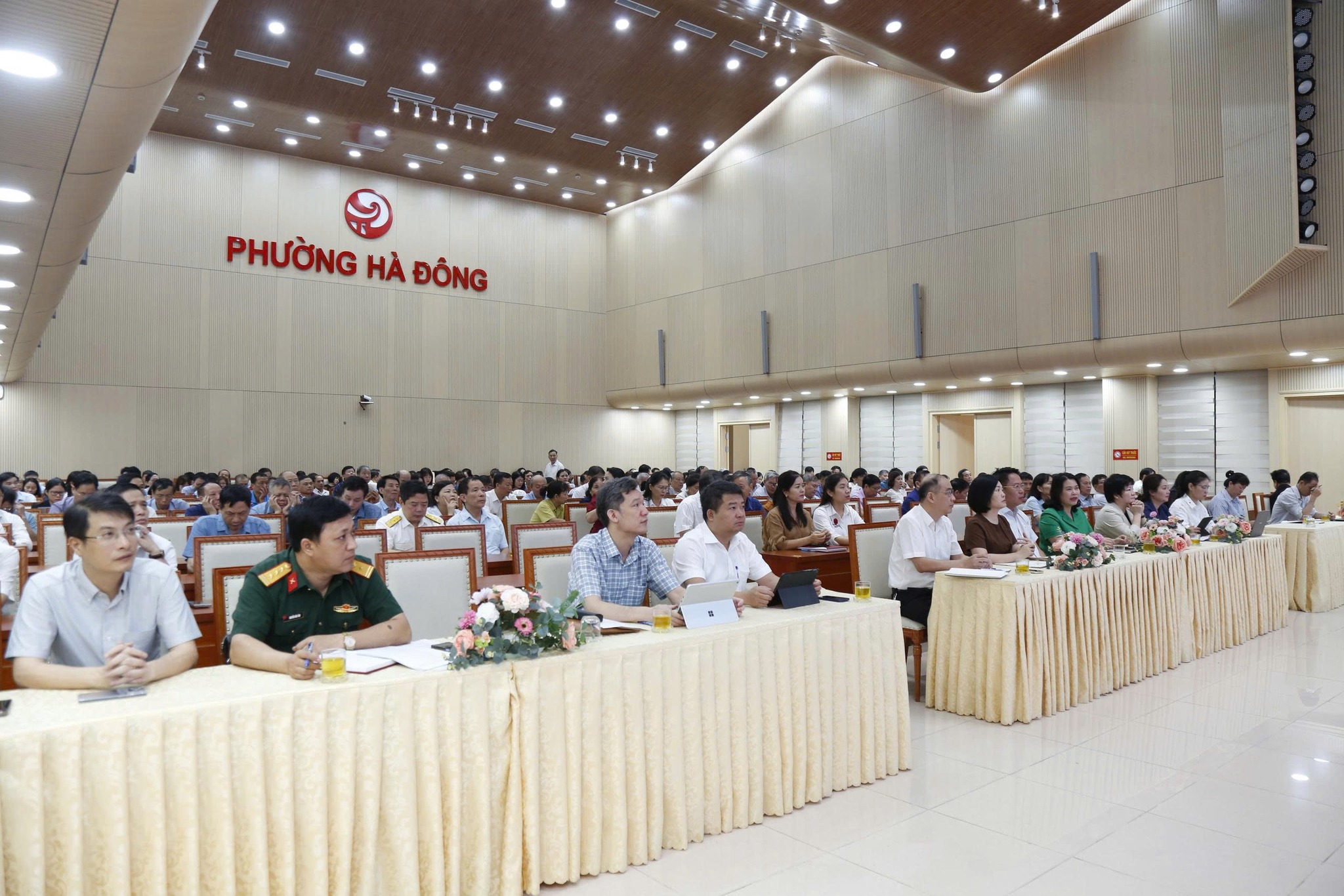 Công tác chính trị, tư tưởng: nền tảng tinh thần vững chắc, động lực phát triển, đặc trưng văn hóa trong sự lãnh đạo của đảng - ảnh 3 Công tác chính trị, tư tưởng: nền tảng tinh thần vững chắc, động lực phát triển, đặc trưng văn hóa trong sự lãnh đạo của đảng - ảnh 3