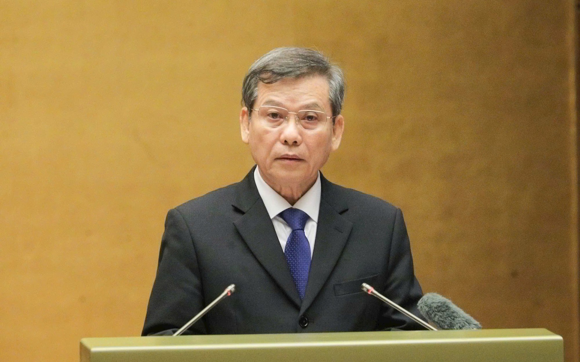 Ủy viên Bộ Chính trị, Bí thư Trung ương Đảng, Trưởng ban Nội chính Trung ương Lê Minh Trí trình bày Chuyên đề “Nghị quyết về tiếp tục tăng cường sự lãnh đạo của Đảng đối với công tác phòng, chống tham nhũng, lãng phí, tiêu cực trong giai đoạn mới” 