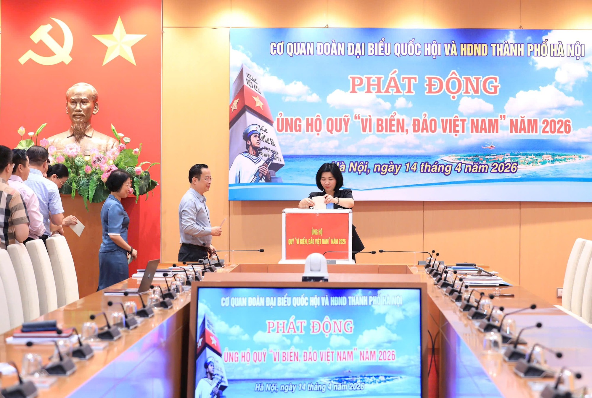 Cơ quan Đoàn đại biểu Quốc hội và HĐND Thành phố phát động ủng hộ Quỹ "Vì biển, đảo Việt Nam" năm 2026- Ảnh 1.