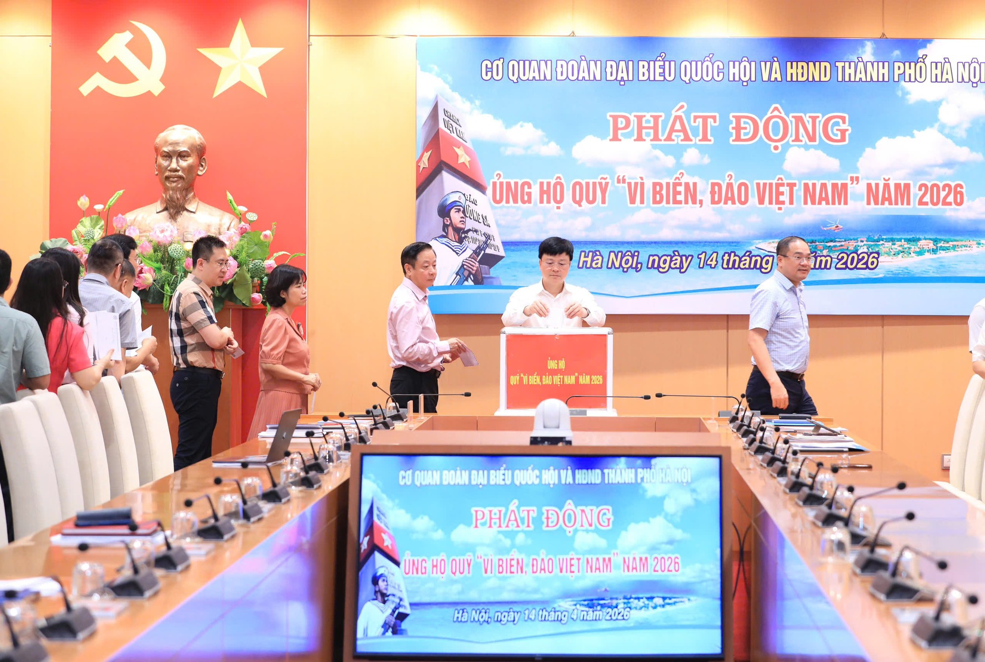 Cơ quan Đoàn đại biểu Quốc hội và HĐND Thành phố phát động ủng hộ Quỹ "Vì biển, đảo Việt Nam" năm 2026- Ảnh 4.
