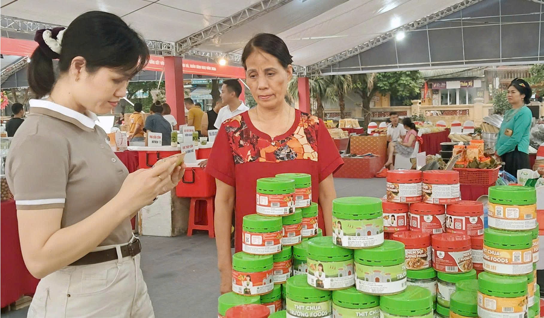 Kết nối cung cầu qua không gian quảng bá đặc sản làng nghề xã Bình Minh- Ảnh 2.