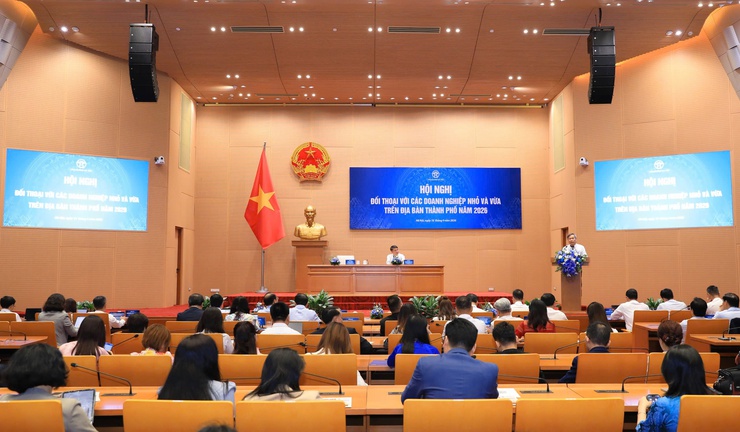 Hanoi leads in deep dialogue creating momentum for SME development nationwide- Ảnh 2.