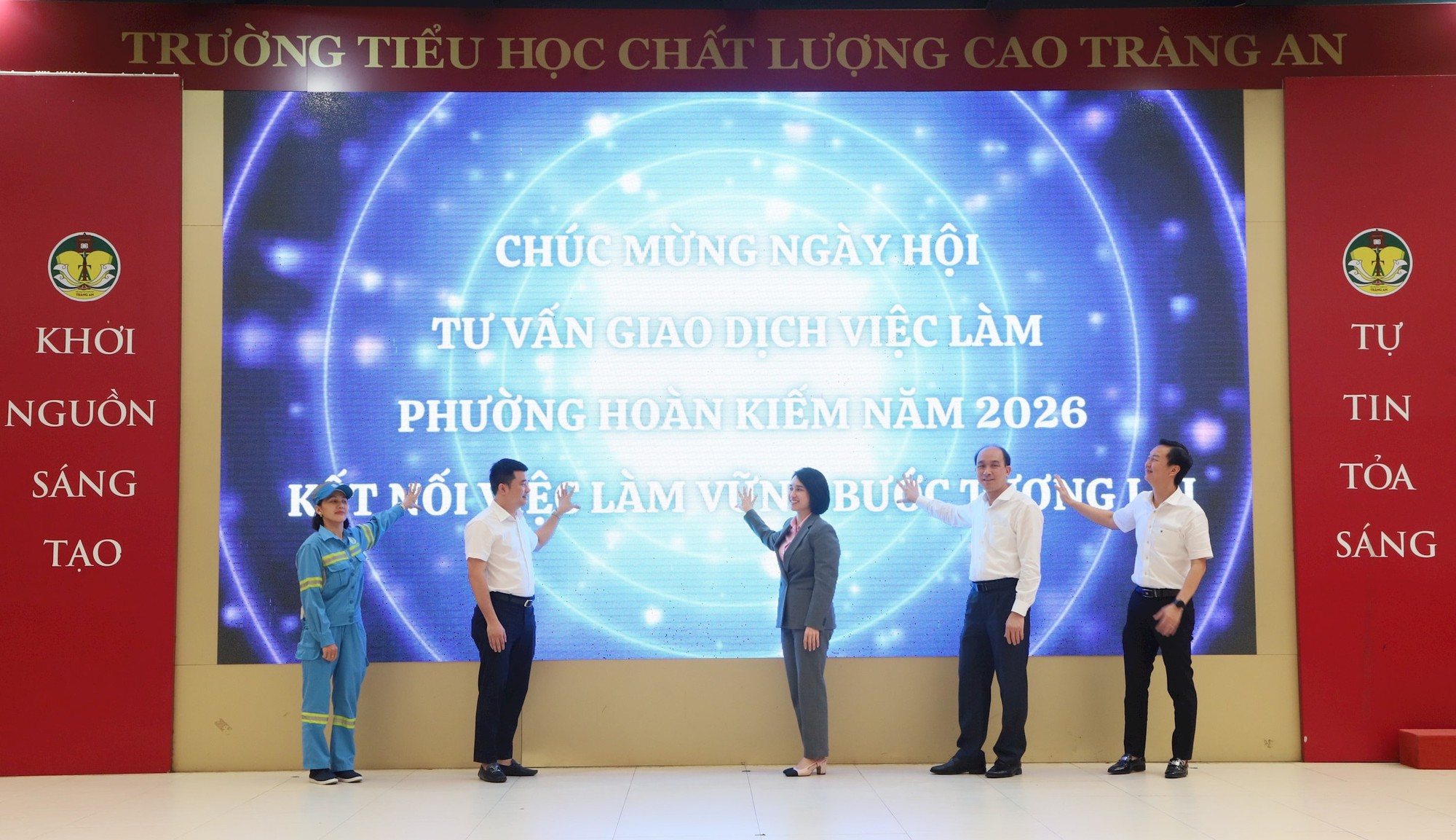 Phường Hoàn Kiếm phát động Tháng hành động về an toàn, vệ sinh lao động năm 2026- Ảnh 3.