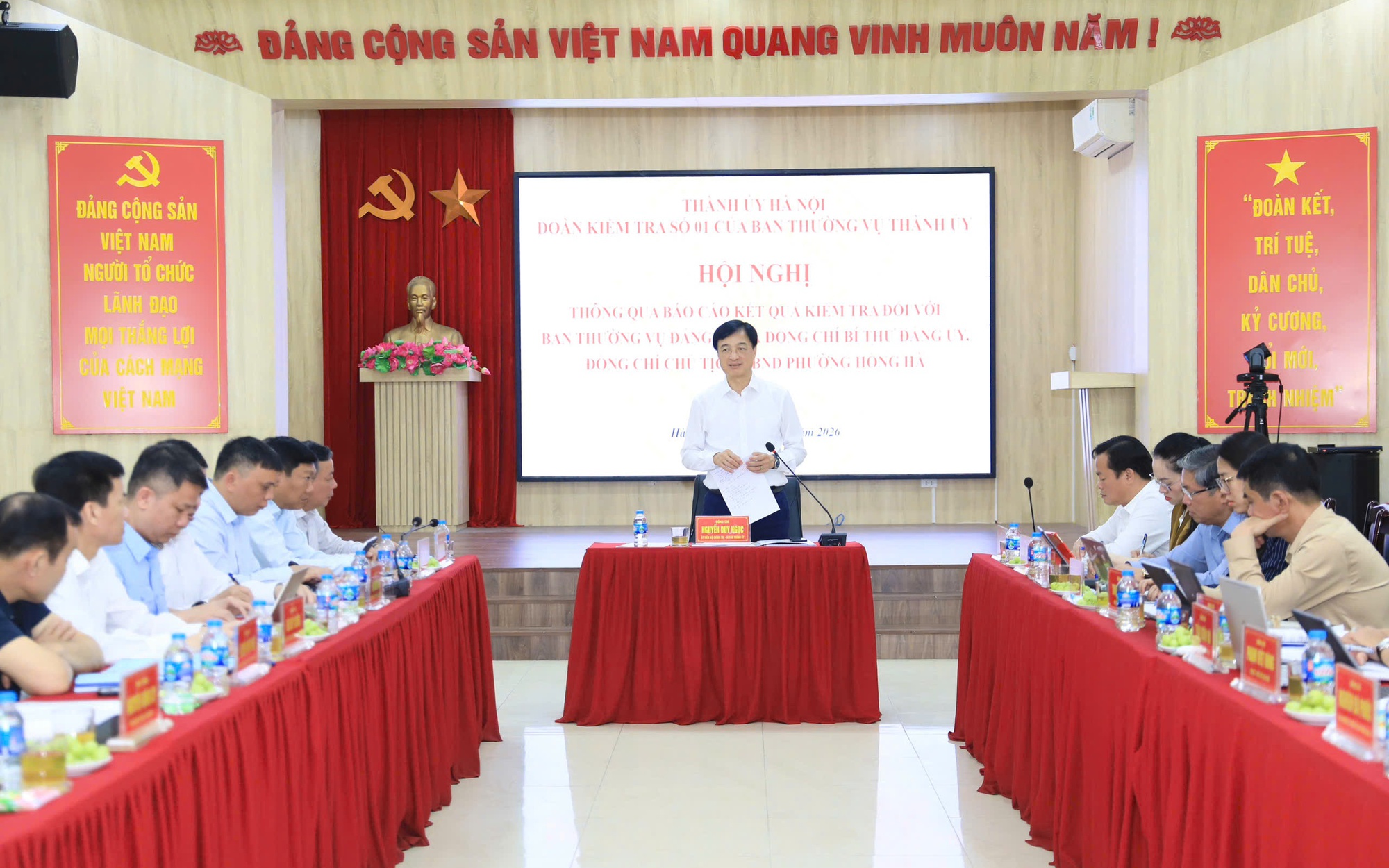 Bí thư Thành ủy Nguyễn Duy Ngọc phát biểu tại Hội nghị