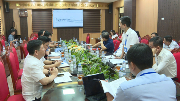 Xã Phúc Thịnh đẩy mạnh chuyển đổi số với mô hình “Phòng họp không giấy tờ” (e-Cabinet)- Ảnh 2.