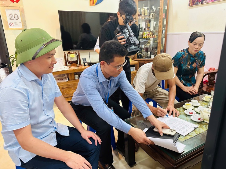 Xã Thanh Oai tiếp tục tuyên truyền, vận động Nhân dân bàn giao mặt bằng dự án nâng cấp, mở rộng Quốc lộ 21B- Ảnh 6.