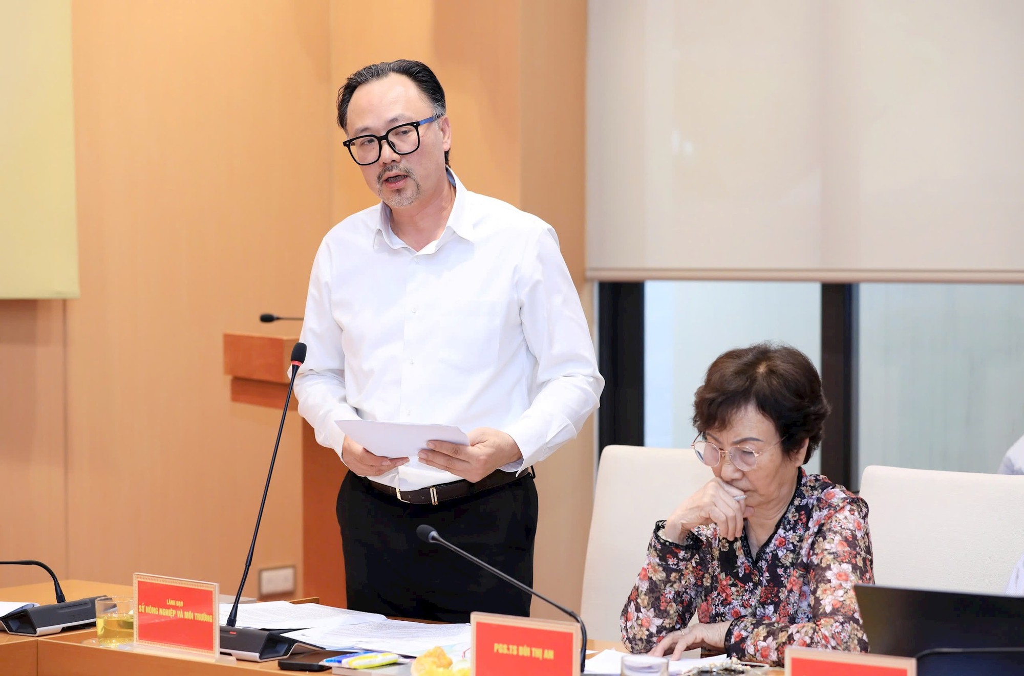 Hội Thảo bàn giải pháp thực hiện vùng phát thải thấp trên địa bàn Thành phố- Ảnh 2.