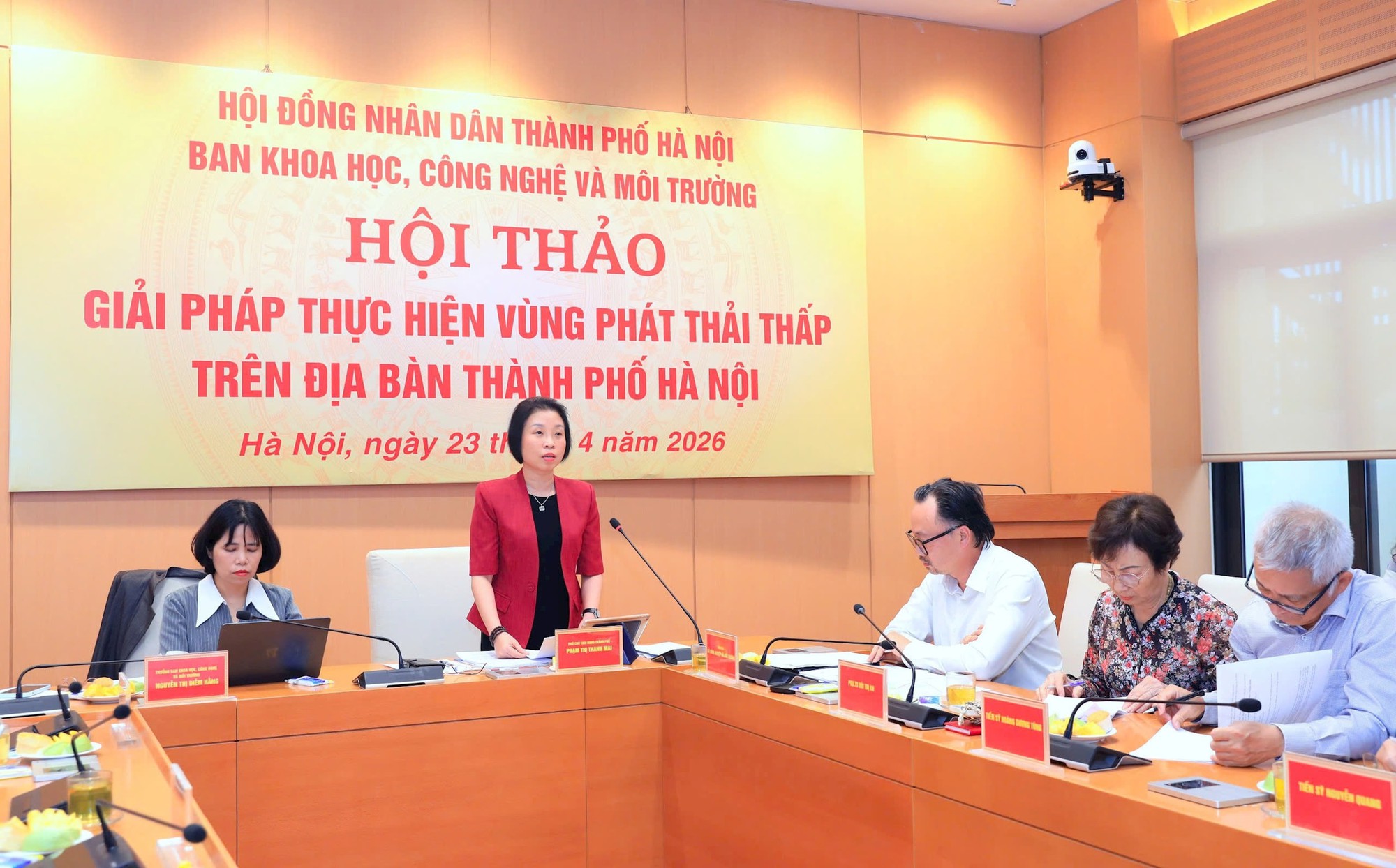 Hội Thảo bàn giải pháp thực hiện vùng phát thải thấp trên địa bàn Thành phố- Ảnh 1.