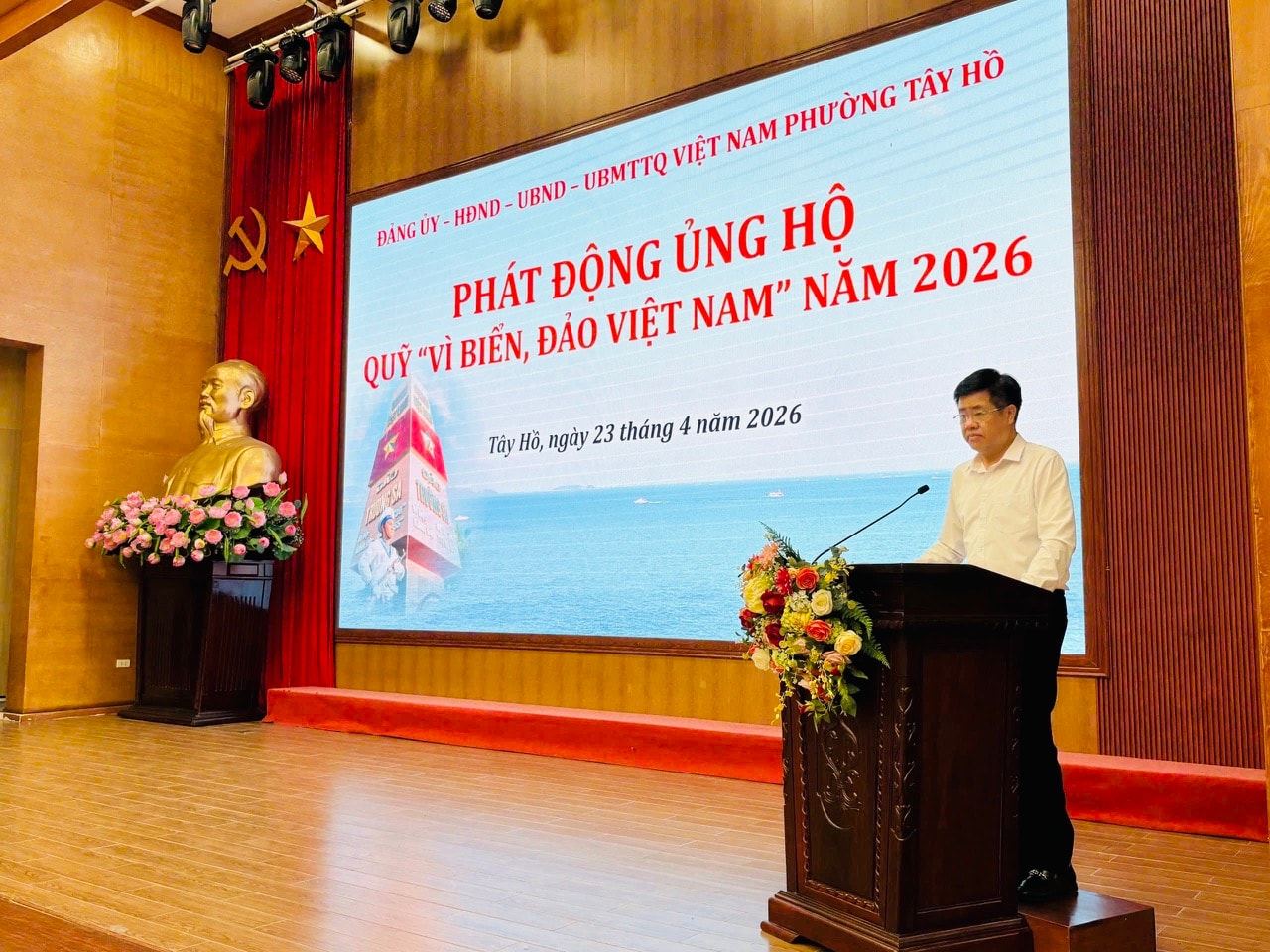 Phường Tây Hồ phát động ủng hộ Quỹ “Vì biển, đảo Việt Nam”- Ảnh 1.