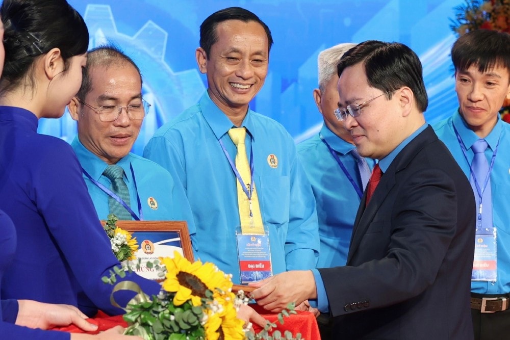 Kỷ niệm 140 năm Ngày Quốc tế Lao động, tuyên dương Chủ tịch công đoàn cơ sở xuất sắc- Ảnh 3.