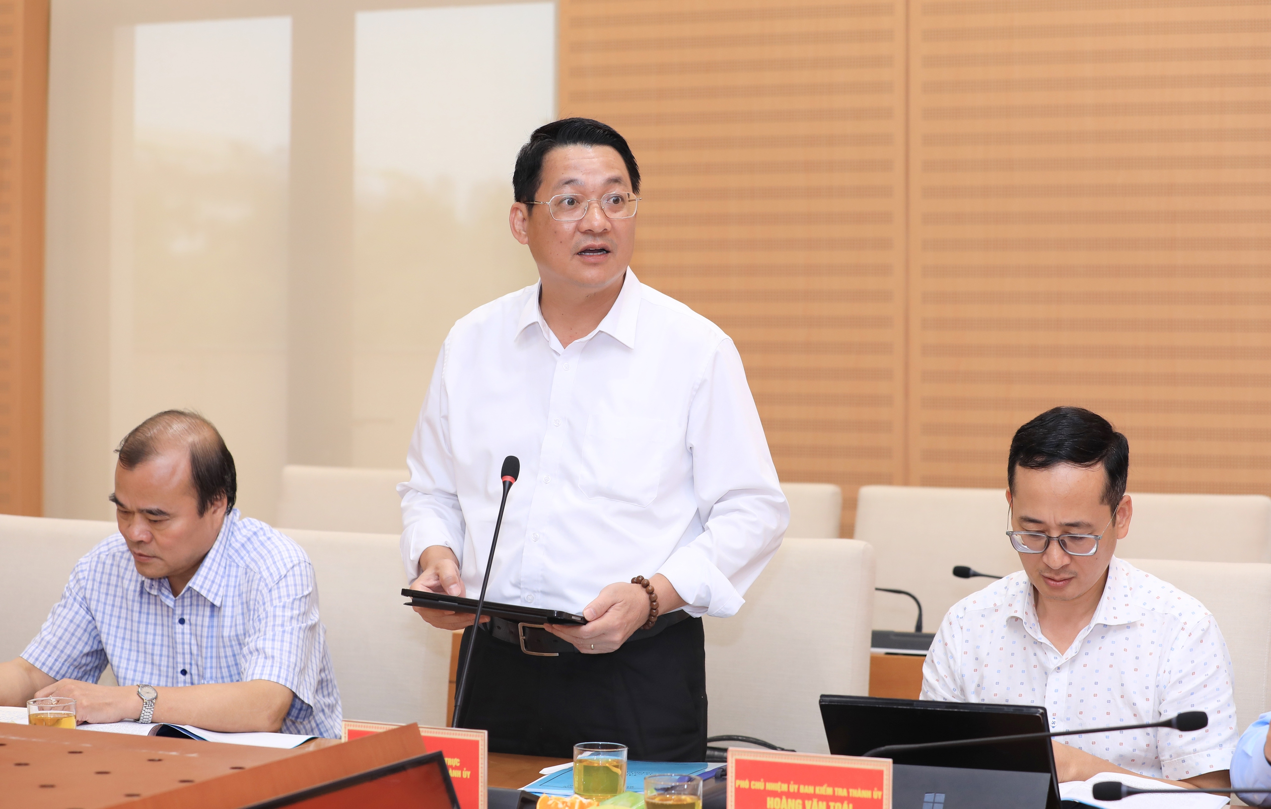 Chủ tịch HĐND Thành phố Phùng Thị Hồng Hà: Đã nói là làm, đã làm phải xong, phải có kết quả định lượng cụ thể- Ảnh 4.