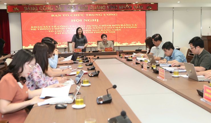 Hanoi advances digital transformation to strengthen Party organizations and governance capacity citywide- Ảnh 2.