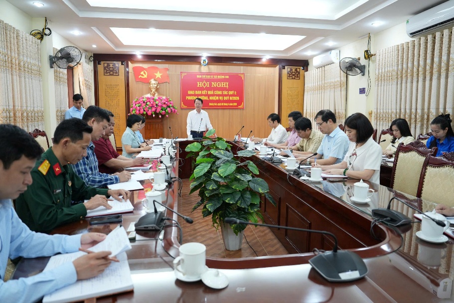 Ban Chỉ đạo 57 xã Quảng Oai giao ban quý I/2026, đẩy mạnh chuyển đổi số trong điều hành- Ảnh 1.