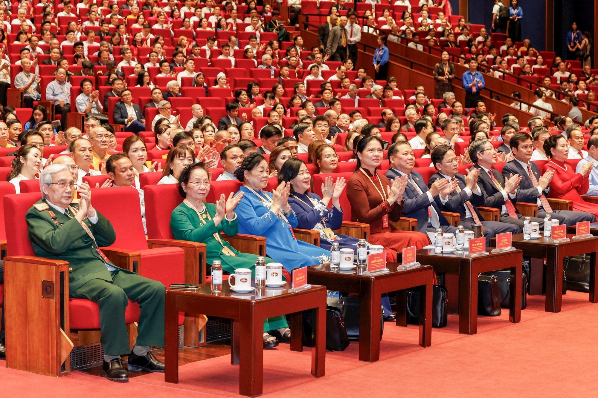 Khai mạc phiên làm việc đầu tiên Đại hội MTTQ Việt Nam lần thứ XI- Ảnh 1.