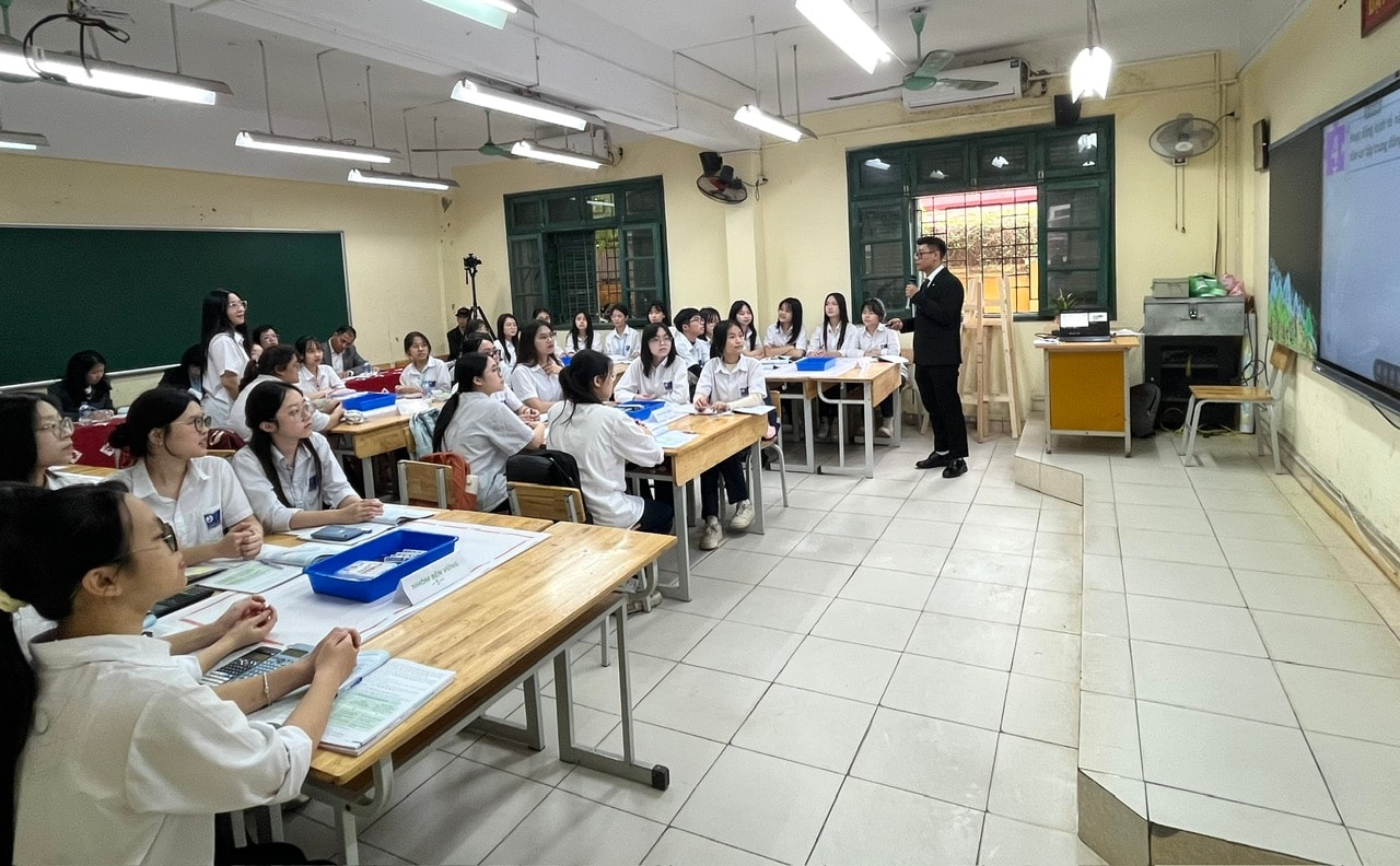Hà Nội yêu cầu không dạy thêm, học trước chương trình trong hè- Ảnh 1.