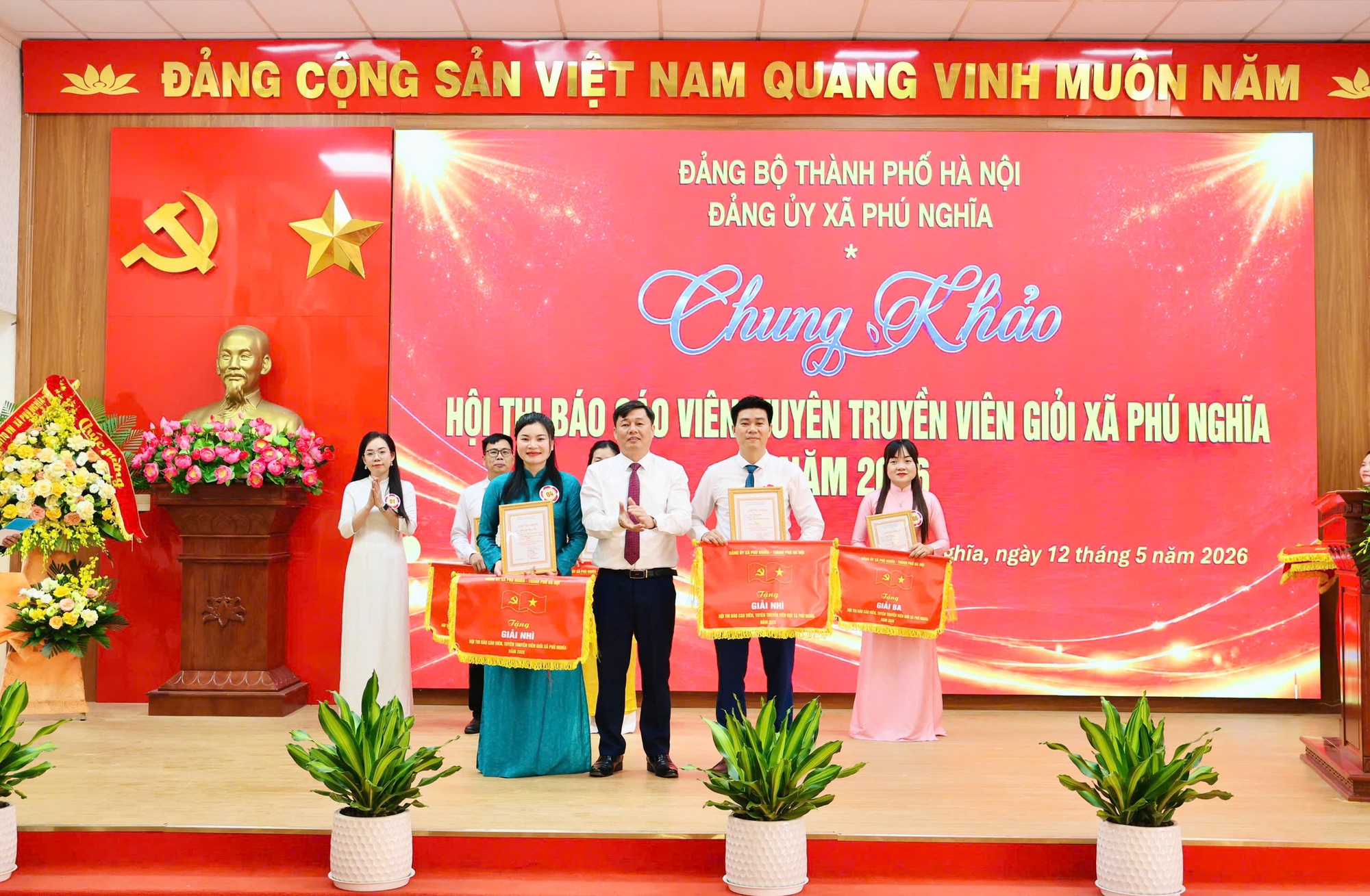 Chung khảo Hội thi “Báo cáo viên, tuyên truyền viên giỏi” xã Phú Nghĩa- Ảnh 6.