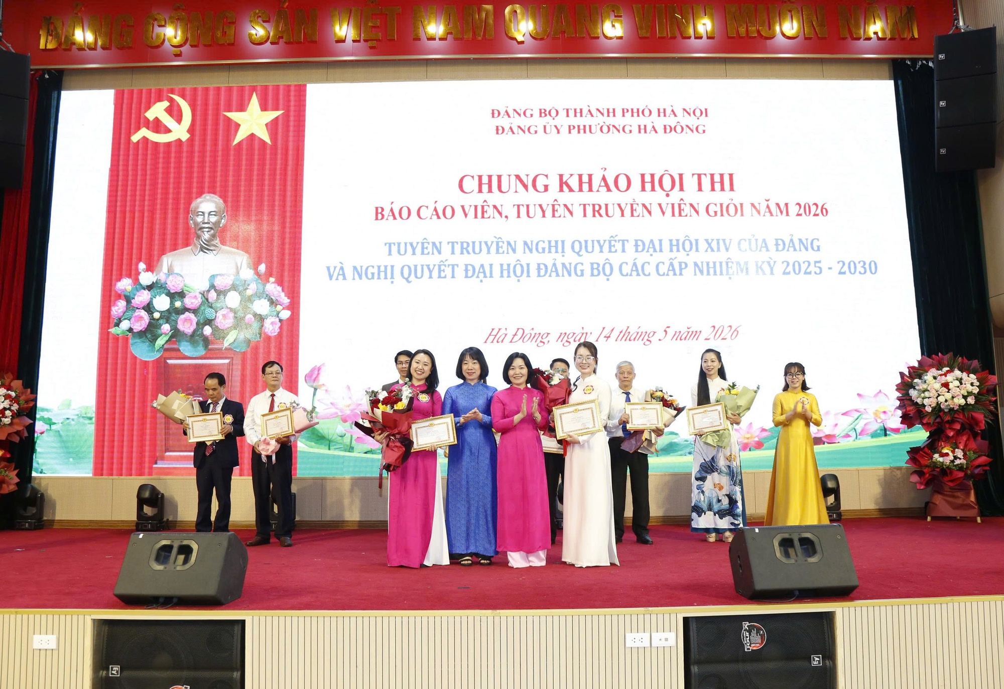 Chung khảo Hội thi Báo cáo viên, tuyên truyền viên giỏi phường Hà Đông- Ảnh 10.