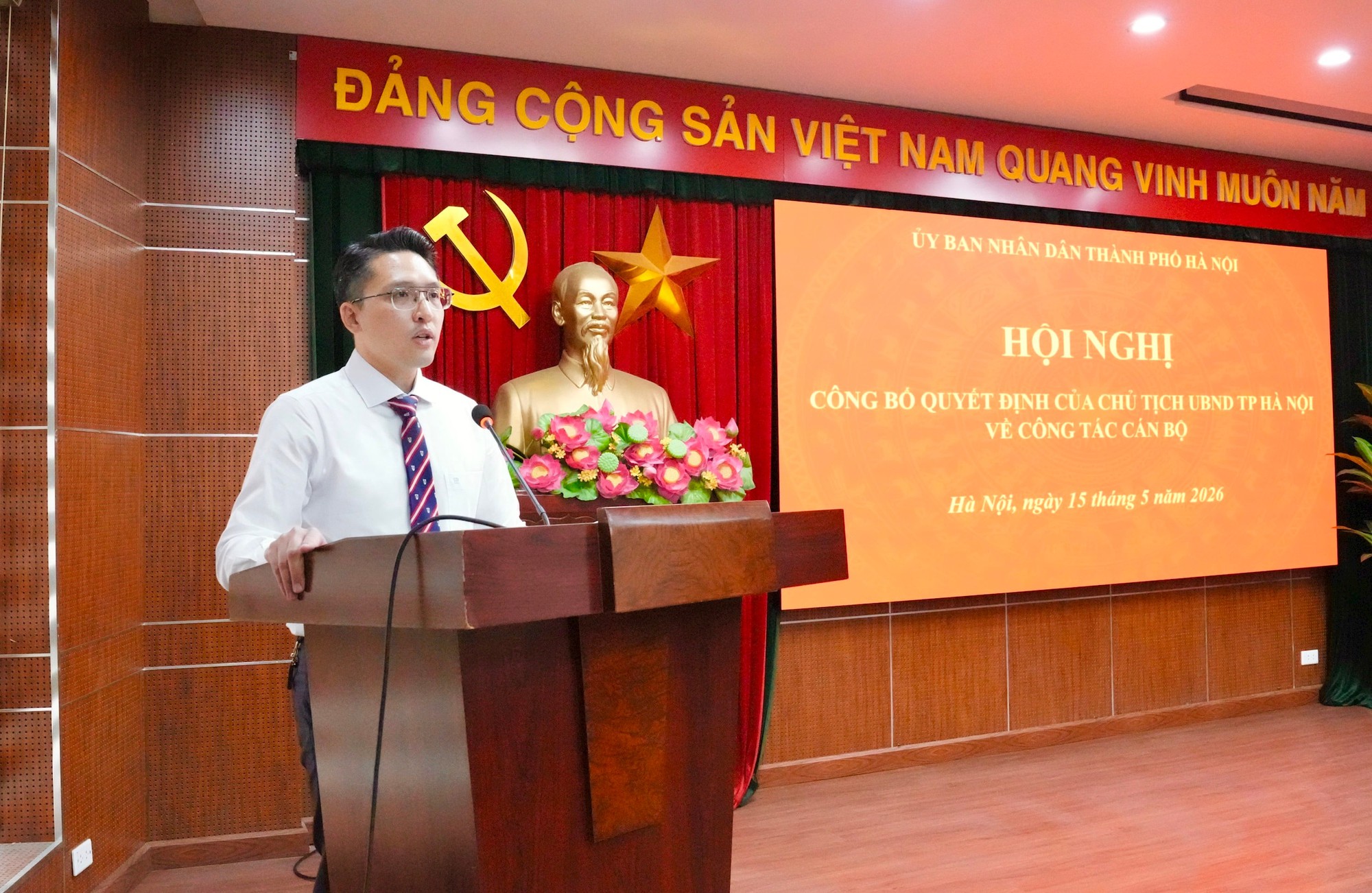 Đồng chí Đoàn Quý Linh được bổ nhiệm Phó Trưởng Ban Quản lý các Khu công nghệ cao và Khu công nghiệp thành phố Hà Nội- Ảnh 4.