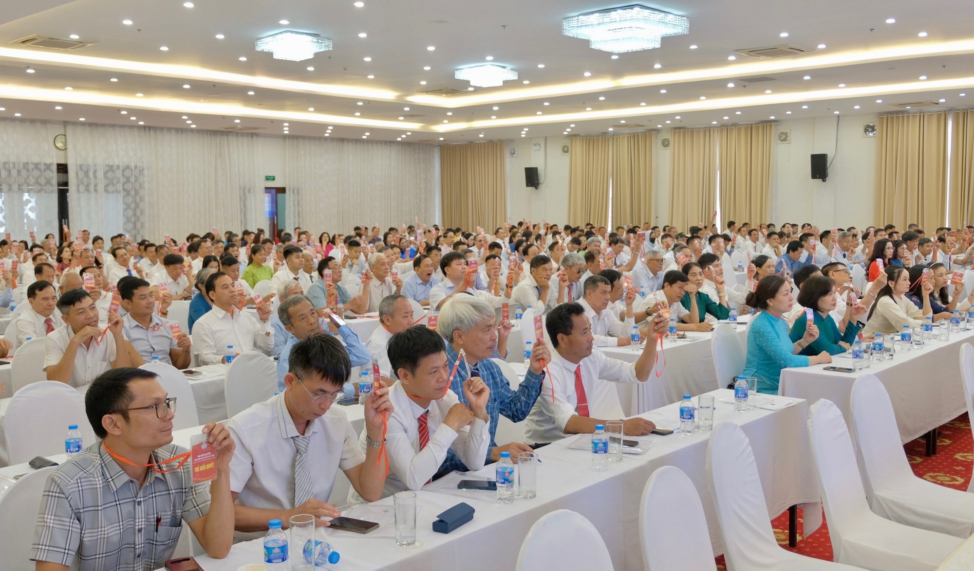 Ngày làm việc đầu tiên Đại hội đại biểu Liên minh HTX thành phố Hà Nội lần thứ VII- Ảnh 4.