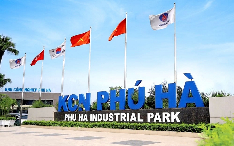 Cho Công ty TNHH Hòa Phú Invest thuê 8.228 m2 đất để thực hiện Dự án đầu tư xây dựng và kinh doanh kết cấu hạ tầng Khu công nghiệp Phú Hà