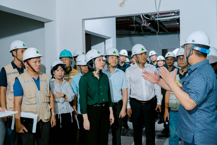 Hanoi accelerates construction progress for major second cardiovascular hospital project serving northern region- Ảnh 2.