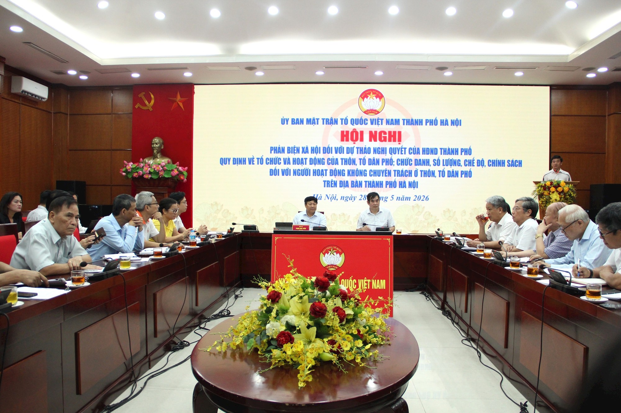 Hà Nội phản biện xã hội về dự thảo Nghị quyết thôn, tổ dân phố- Ảnh 2.