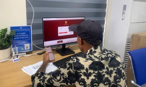 Xã Tiến Thắng đẩy mạnh cải cách thủ tục hành chính, nâng cao chỉ số hài lòng của nhân dân- Ảnh 2.