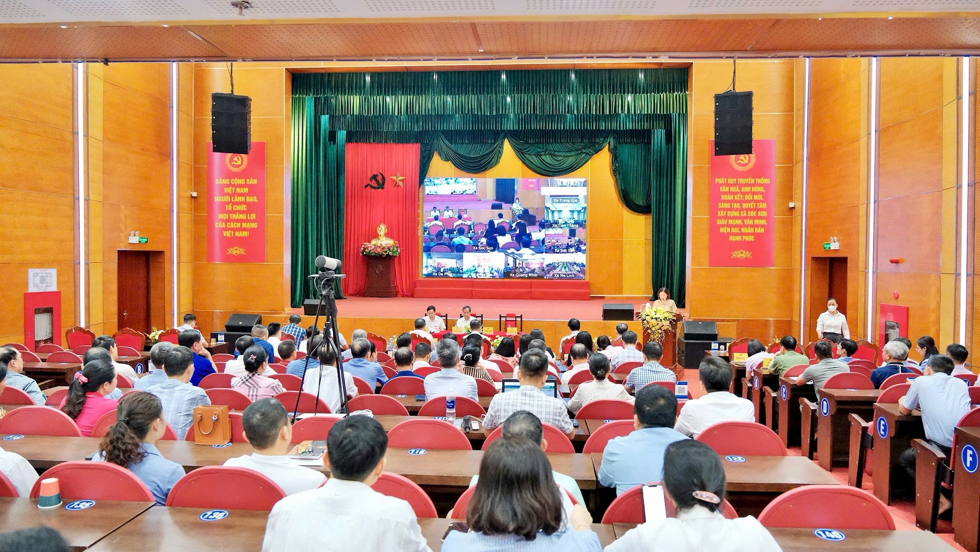 Đại biểu Quốc hội Đơn vị bầu cử số 11 tiếp xúc cử tri sau kỳ họp thứ nhất của Quốc hội- Ảnh 1.