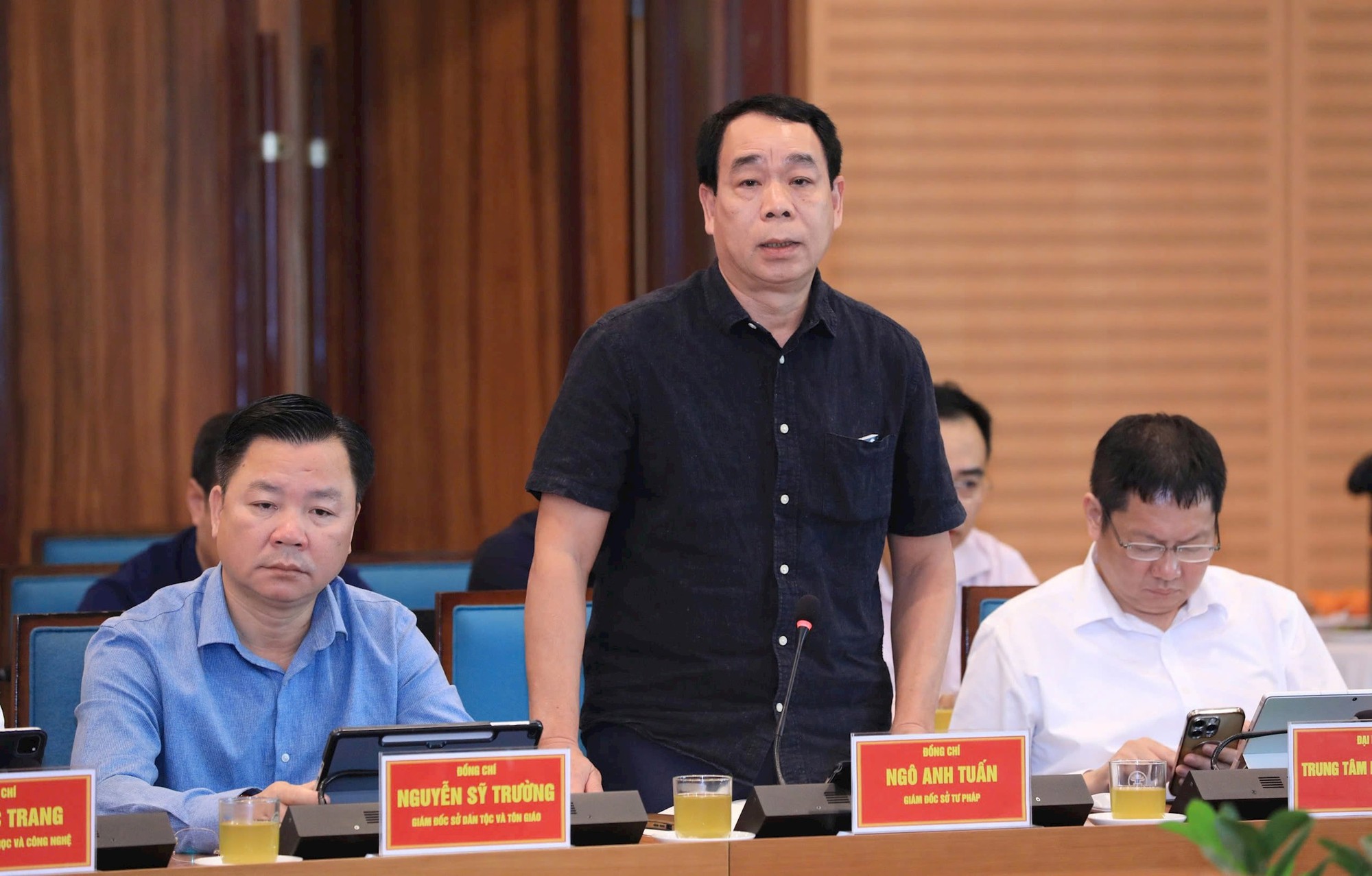 Hà Nội quyết liệt tháo gỡ “điểm nghẽn” để thúc đẩy tăng trưởng kinh tế - xã hội- Ảnh 5.