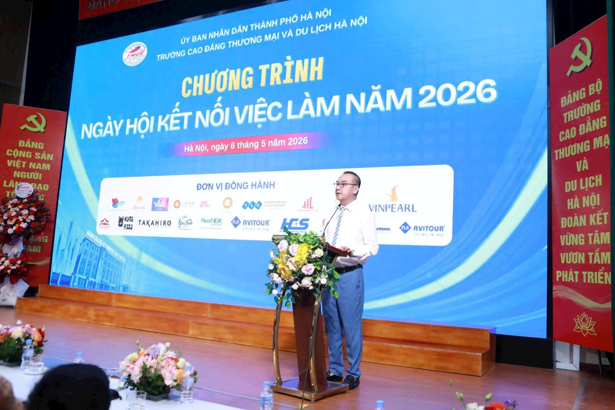 Trường Cao đẳng Thương mại và Du lịch Hà Nội từng bước định hình nghề nghiệp cho sinh viên- Ảnh 1.