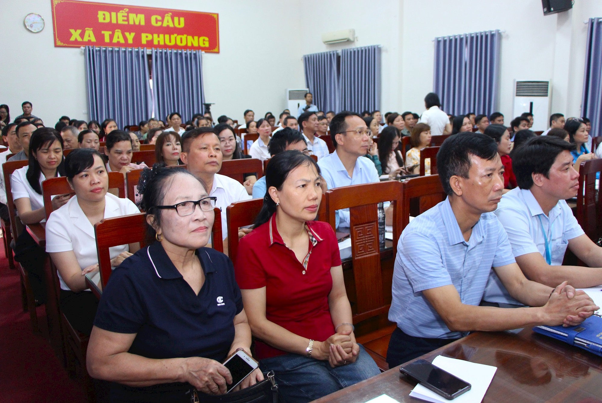 Cử tri kiến nghị đẩy nhanh tiến độ thực hiện dự án nâng cấp, mở rộng Quốc lộ 6- Ảnh 2.