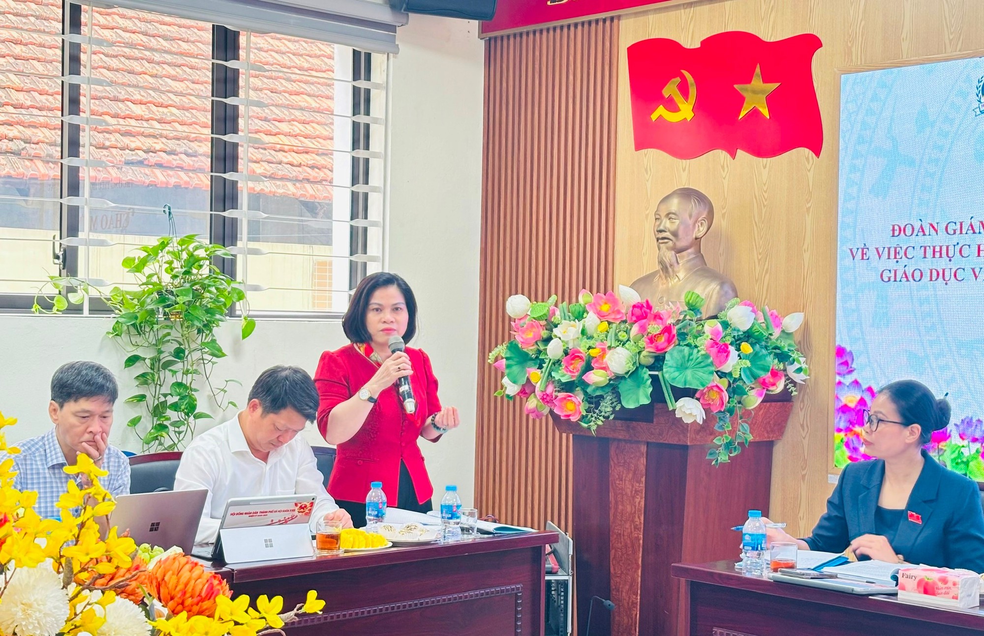 Giám sát việc thu - chi dịch vụ giáo dục và bữa ăn bán trú tại phường Vĩnh Tuy- Ảnh 3.