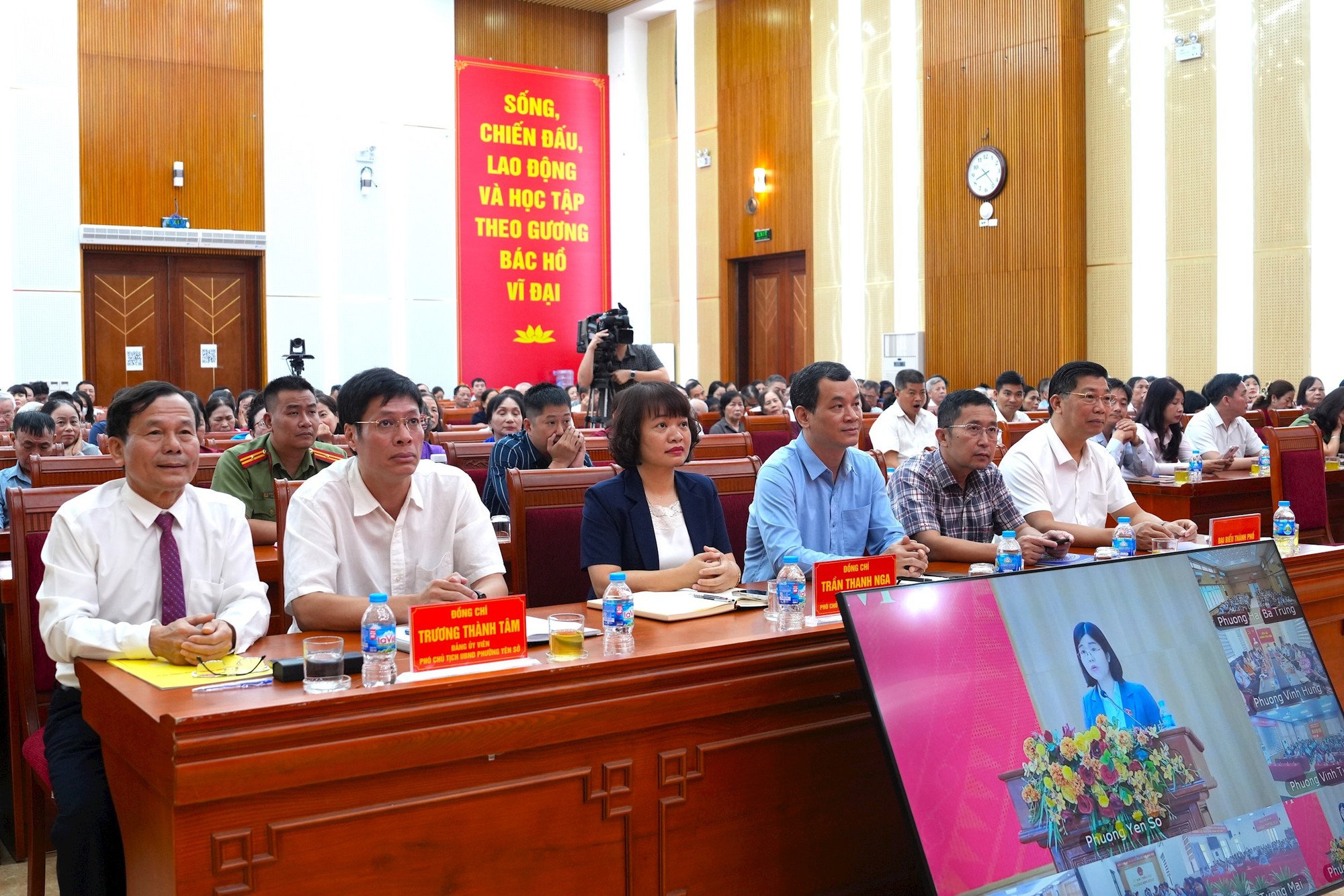 Cử tri mong muốn các quyết sách tạo chuyển biến rõ nét trong phát triển kinh tế-xã hội- Ảnh 2.