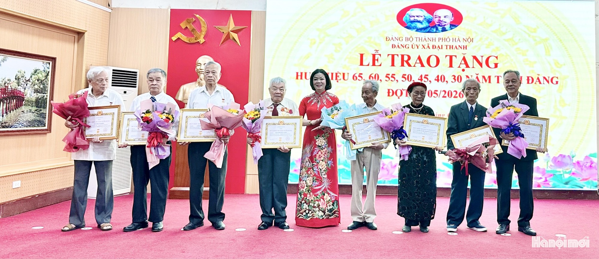 Xã Đại Thanh: 58 đảng viên được trao Huy hiệu Đảng đợt 19/5- Ảnh 1.