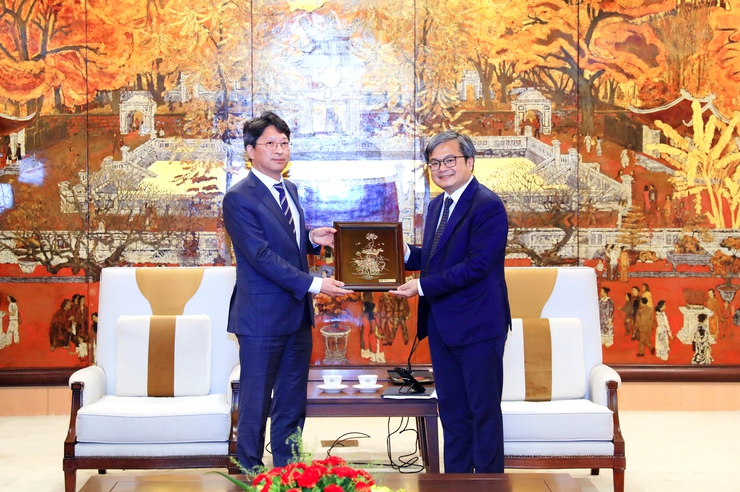 Hanoi and South Korea deepen cooperation on urban rail development projects- Ảnh 2.