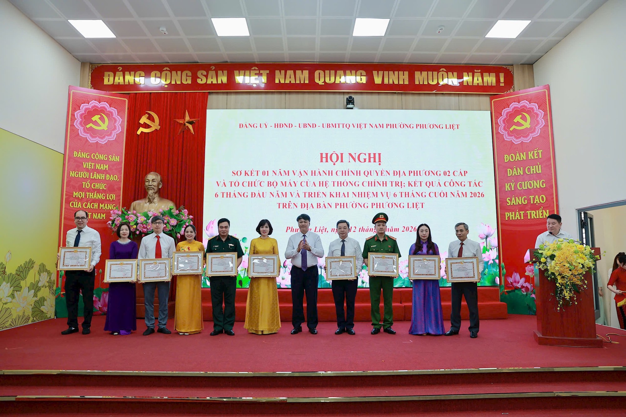 Chính quyền phường Phương Liệt chuyển biến tích cực sau một năm vận hành mô hình mới- Ảnh 2.