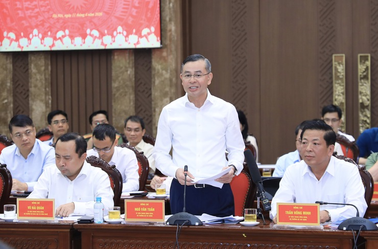 Hanoi pledges new development mindset to drive growth- Ảnh 3.