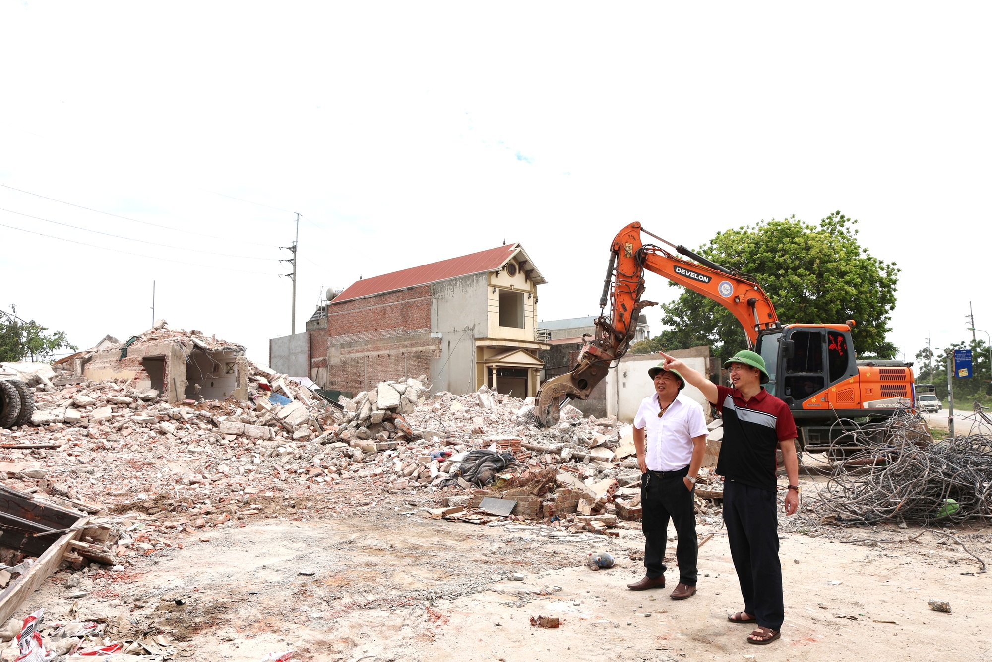Xã Phú Nghĩa: Đẩy nhanh tiến độ giải phóng mặt bằng Dự án cải tạo, nâng cấp Quốc lộ 6- Ảnh 1.