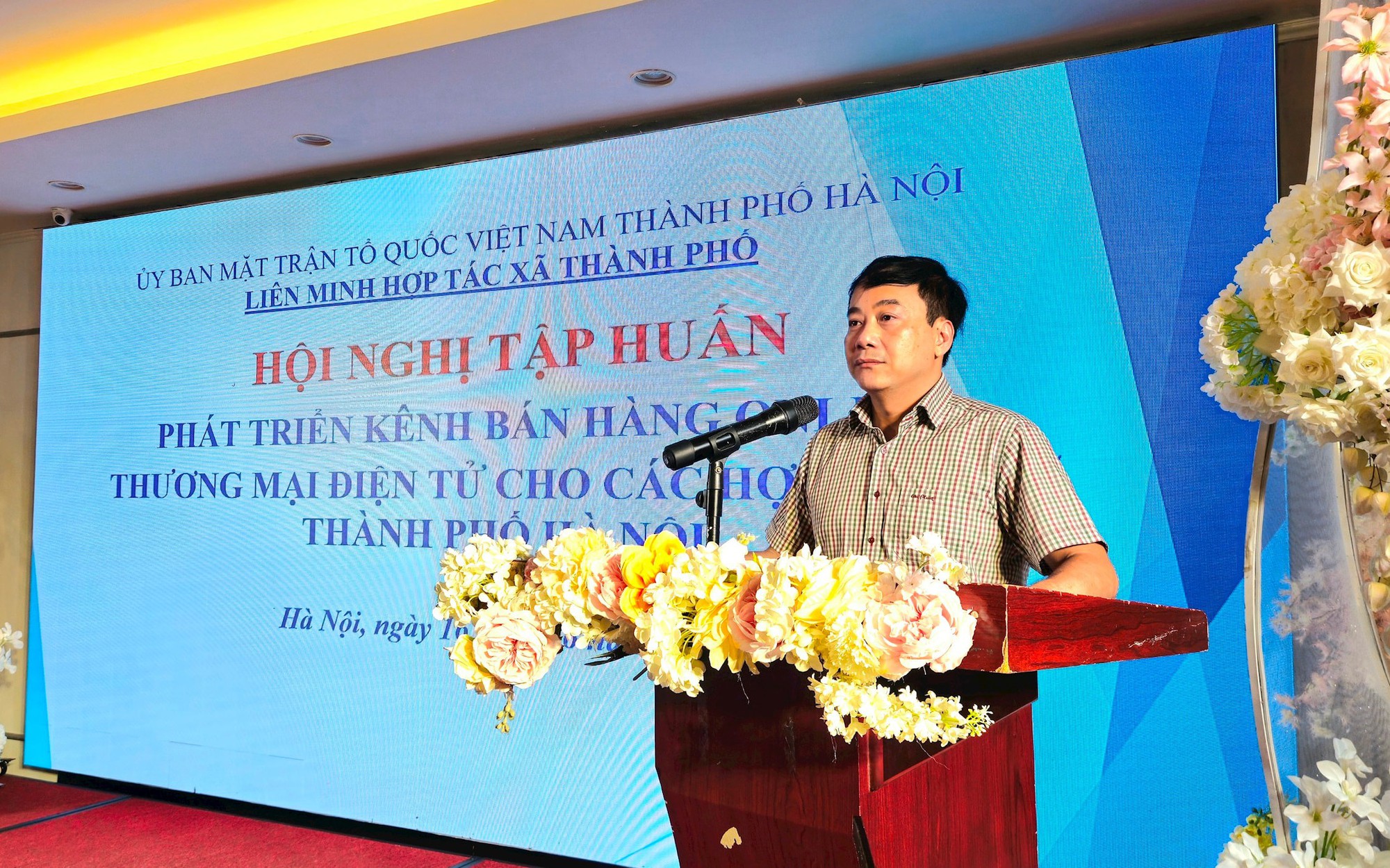Liên minh Hợp tác xã Thành phố hỗ trợ hợp tác xã mở rộng kênh bán hàng online