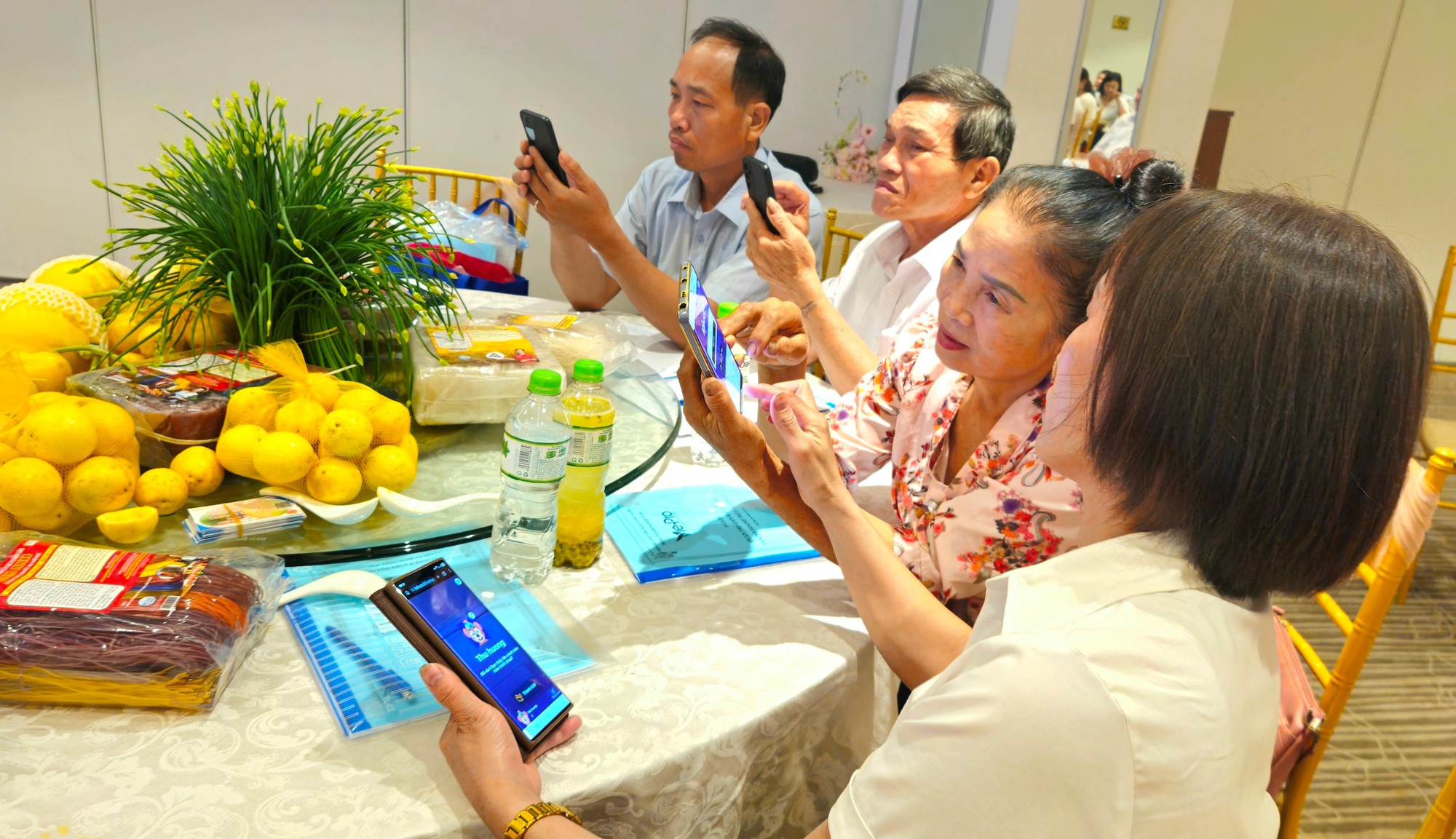 Liên minh Hợp tác xã Thành phố hỗ trợ hợp tác xã mở rộng kênh bán hàng online- Ảnh 4.
