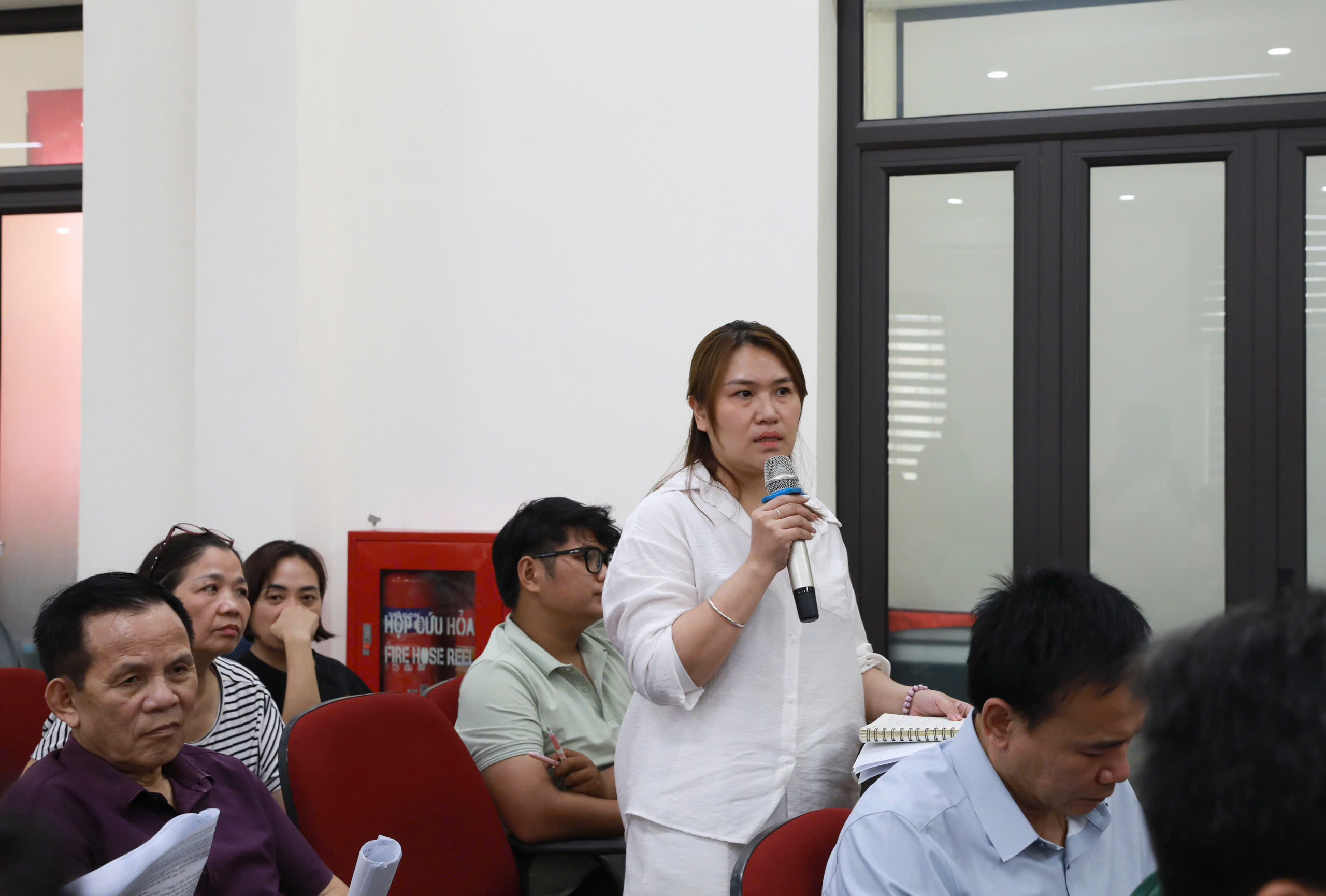 Dự án Trục không gian Quốc lộ 1A: Người dân Định Công ủng hộ chủ trương, mong muốn đảm bảo quyền lợi- Ảnh 4. Dự án Trục không gian Quốc lộ 1A: Người dân Định Công ủng hộ chủ trương, mong muốn đảm bảo quyền lợi- Ảnh 4.