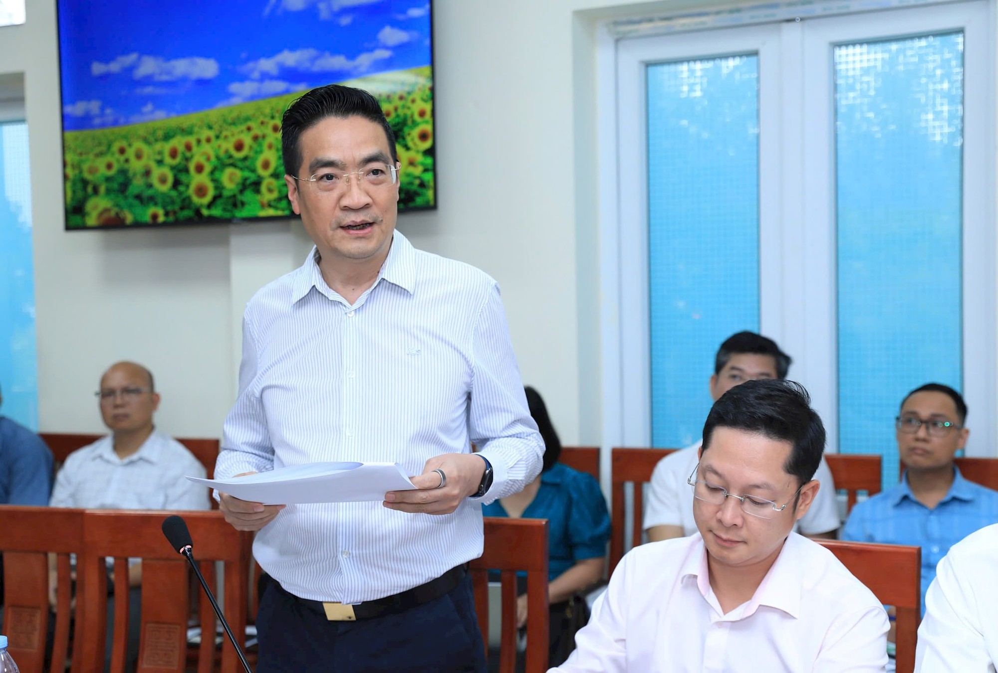 Chủ tịch Hà Nội Vũ Đại Thắng trực tiếp tháo gỡ khó khăn tại các xã, phường Tùng Thiện, Sơn Tây, Đoài Phương- Ảnh 5.