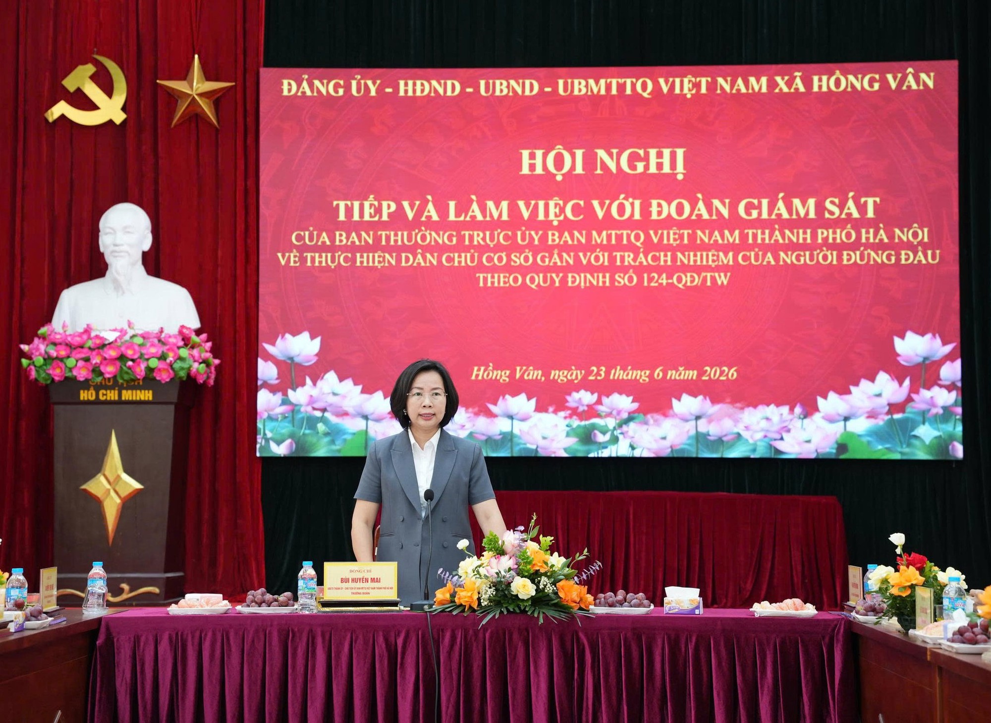 Đoàn giám sát Ủy ban MTTQ Việt Nam Thành phố kiểm tra thực hiện dân chủ ở cơ sở tại xã Hồng Vân- Ảnh 4.