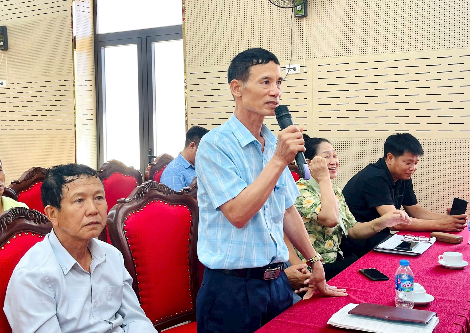 Đại biểu HĐND Thành phố tiếp xúc cử tri các xã Hạ Bằng, Thạch Thất, Tây Phương, Hòa Lạc, Yên Xuân- Ảnh 2.