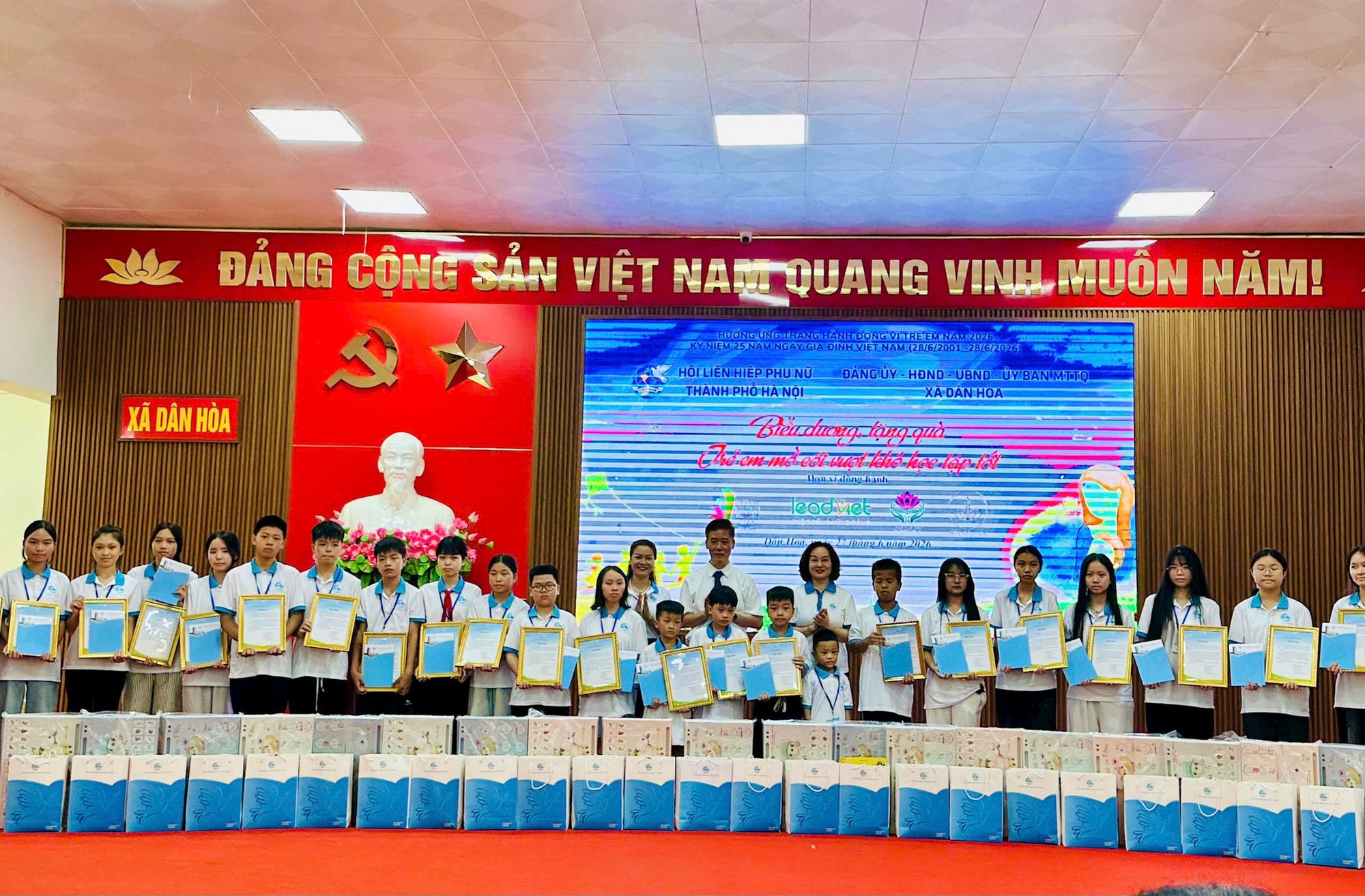 Lan tỏa yêu thương đến 100 trẻ mồ côi, trẻ em có hoàn cảnh đặc biệt khó khăn- Ảnh 7.
