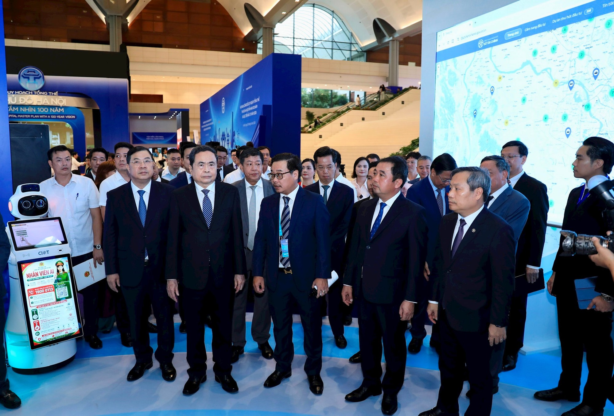 Chủ tịch Quốc hội dự Hội nghị công bố Quy hoạch tổng thể Thủ đô Hà Nội tầm nhìn 100 năm và Xúc tiến đầu tư năm 2026- Ảnh 6.