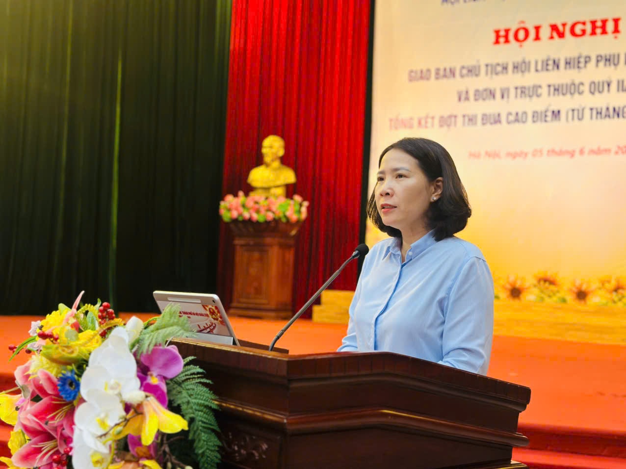 Hội Liên hiệp Phụ nữ Hà Nội giao ban quý II, tổng kết thi đua cao điểm- Ảnh 2.