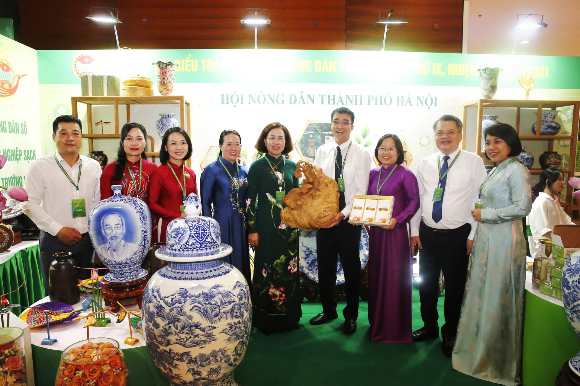 Phát huy vai trò Hội Nông dân Thủ đô trong phát triển nông nghiệp đô thị, nông dân số- Ảnh 4.